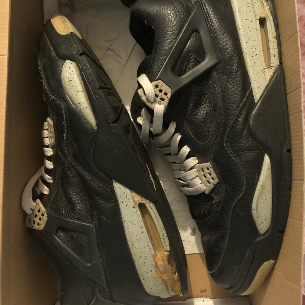Air Jordan OG Oreo 4’s beaters size 14
